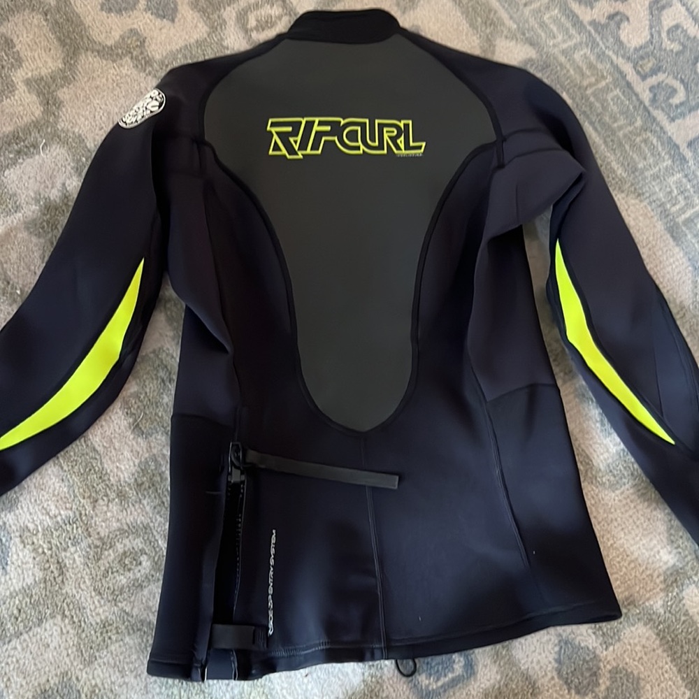 Rip Curl Black and Yellow Men's Swim Rash Guard - Picture 5 of 6